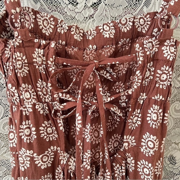 NWT Urban Outfitters Ecote Lovas
Linen Brown Patterned Strappy
Back Jumpsuit - Picture 10 of 15
